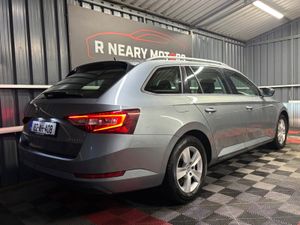2018 182 Skoda Superb 1.6 TDI  Estate  DSG - Image 3