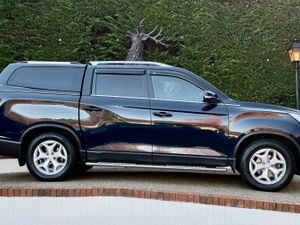 SsangYong Musso full spec crew cab no vat - Image 3