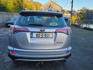 Toyota RAV4 2018 2.0 D-4D (143) 2WD Luna Sport - Image 4