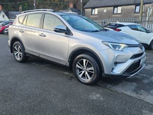 Toyota RAV4 2018 2.0 D-4D (143) 2WD Luna Sport - Image 2