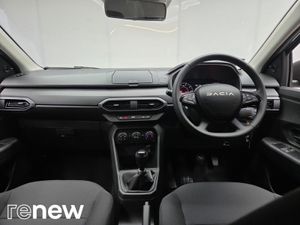 Dacia Sandero Essential TCe 90 5Sp GSR2 - Image 2