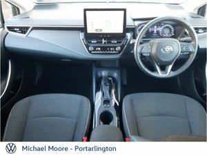 Toyota Corolla 1.8 Hybrid Luna Saloon - Image 2