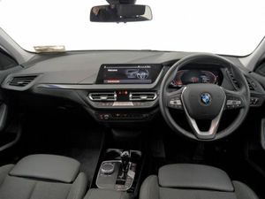BMW 1-Series 118i Sport - Image 4