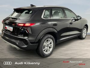 Audi Q3 NEW MODEL SE TDi with Comfort Pack - Image 4