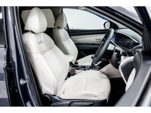 Hyundai Tucson Executive Plus 1.6 Diesel 115HP - Image 3