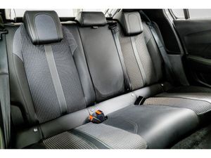 Peugeot 208 E-GT 50kWh Auto 136BHP - Image 4