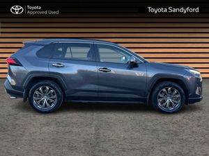 Toyota RAV4 PLATINUM HYBRID // PANORAMIC GLASS OPE - Image 3