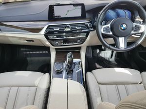 BMW 5-Series 520d M Sport - Image 4