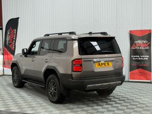 Toyota Land Cruiser 2.8 diesel 7 seater - Image 3