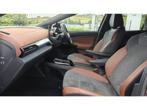 Volkswagen ID.4 PRO 150 KW Life 77KWH 204HP-AS NEW - Image 2