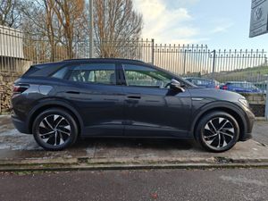 Volkswagen ID.4 PRO 150 KW Life 77KWH 204HP-AS NEW - Image 4