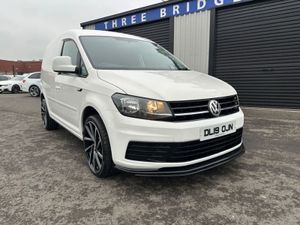 2019 Volkswagen Caddy  FSH, 2 KEYS, 1 OWNER. - Image 2