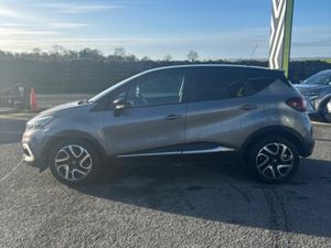 Renault Captur AUTOMATIC 1.5 dCi 90 EDC ICONIC - Image 4