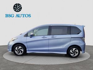 2014 HONDA FREED 1.5 HYBRID *7 SEATER* AUTOMATIC - Image 4