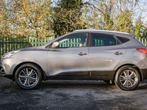 2014 Hyundai IX35 1.7 Premium *LOW MILEAGE* - Image 4
