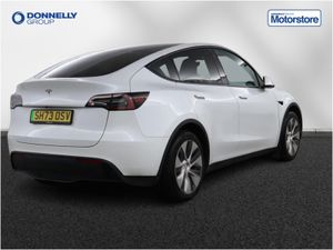 Tesla Model Y Hatchback - Image 2