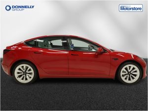 Tesla Model 3 Saloon Standard Plus - Image 3