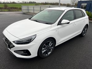 2023 (232) Hyundai I30 Premium 1.0 T-GDI MHEV-Auto - Image 4