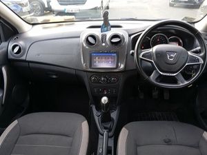 Dacia Sandero Stepway 1.5 dCi 90 STEPWAY SIGNATURE - Image 3