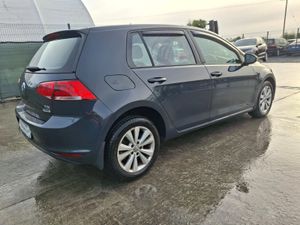 2016 Vw  Golf  Trendline Tdi  Automatic - Image 3