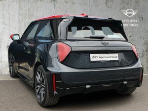 Mini Cooper Cooper E - Image 3