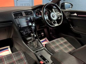 2016 Volkswagen Golf GTi 2.0TSi Auto DSG  DCC Pack - Image 4