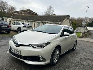 TOYOTA AURIS 2018 1.8 HYBRID 35K MILES PRISTINE - Image 4