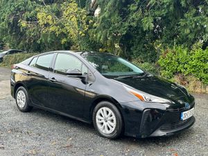TOYOTA PRIUS 2020 TAXI PLATE AVAILABLE ON RENT - Image 3