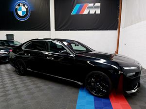 i7 XDRIVE60  536BHP (€180K NEW -MASSIVE SPEC ) - Image 4