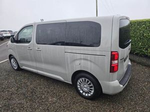 Toyota Proace Shuttle Medium - Image 3