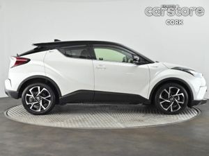 Toyota C-HR 1.8 HYBRID Auto - Image 2