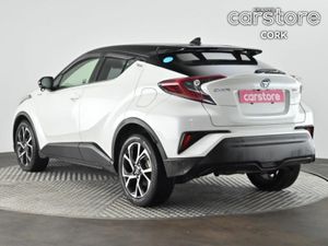 Toyota C-HR 1.8 HYBRID Auto - Image 3