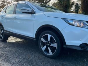 Nissan Qasqai  Artic white - Image 2