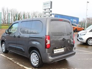 2021 Vauxhall Combo L1H1 Sportive - Image 3