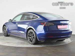 Tesla Model 3 Long Range (AWD) - Image 3