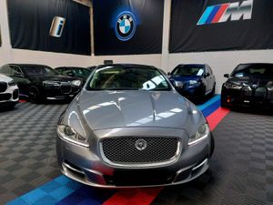 Jaguar XJ Luxury - Image 2