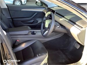 Tesla Model 3 Saloon Long Range - Image 4