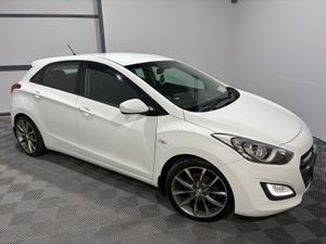 2016 Hyundai i30 Classic 1.4 CRDi - Image 2