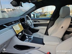 Jaguar F-Pace 2.0 PHEV R Dynamic SE Black Edition - Image 3