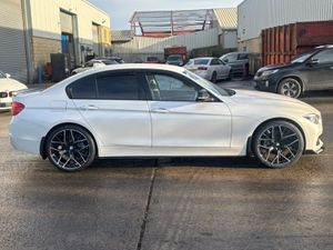 2018 BMW 320D LUXURY AUTO FULLY LOADED WITH EXTRAS - Image 3