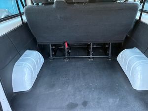 Opel Vivaro 2.0 Diesel Manual 9 Seater - Image 4