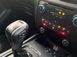 Ford Ranger Wildtrack Pick UpAuto - Image 3