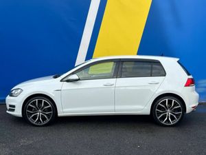 Volkswagen Golf R-LINE PACK 1.2 TSI // NEW 19" DIA - Image 3