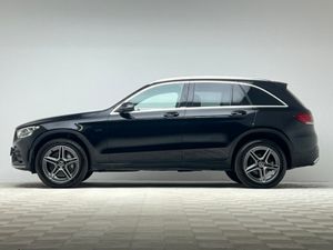 Mercedes-Benz GLC 300DE AMG LINE 4MATIC - Image 4