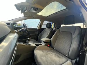 Volkswagen Golf STYLE 1.5 TSI // OPENING PAN ROOF - Image 2
