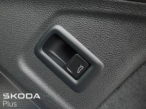 Skoda Superb **THE ALL NEW SUPERB SEL - COMBI**2.0 - Image 4