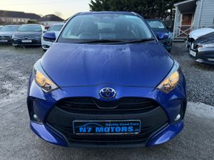 2025 Toyota Yaris HYBRID 1.5 LUNA - Image 3