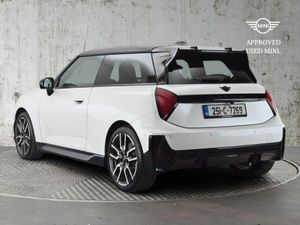 Mini Cooper Cooper E - Image 2