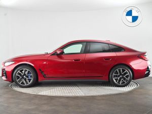 BMW i4 eDrive35 M Sport - Image 4