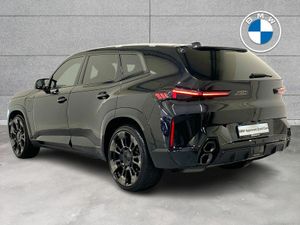 BMW XM 4.4 - Image 3